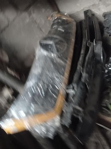 Решетка радиатора Mercedes-Benz Б/у, Оригинал