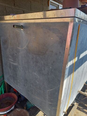 промышленные холодильники для хранения овощей и фруктов: Продаю сатуратор и охладитель.Охладитель1тонник — 3