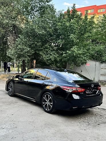 Продажа авто: Toyota Camry: 2019 г., 2.5 л, Автомат, Бензин, Седан — 5