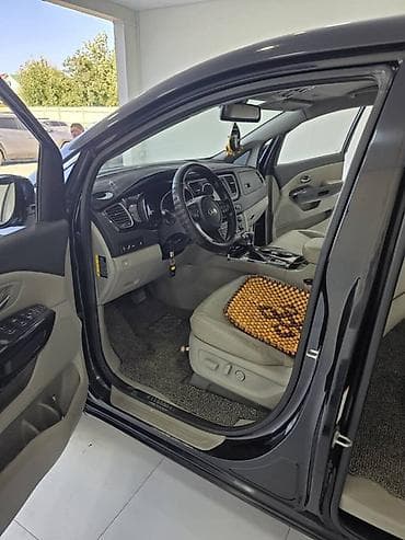 Продажа авто: Kia Carnival: 2018 г., 2.2 л, Автомат, Дизель, Минивэн — 5