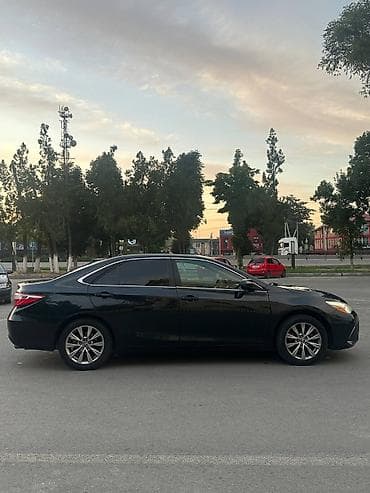 Toyota Camry: 2016 г., 2.5 л, Автомат, Бензин, Седан — 2