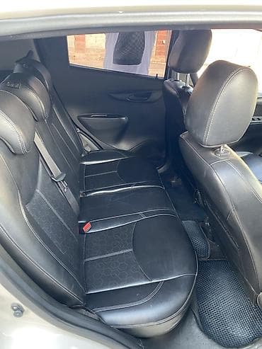 matiz 2013: Chevrolet Spark: 2016 г., 1 л, Автомат, Бензин, Хэтчбэк — 6