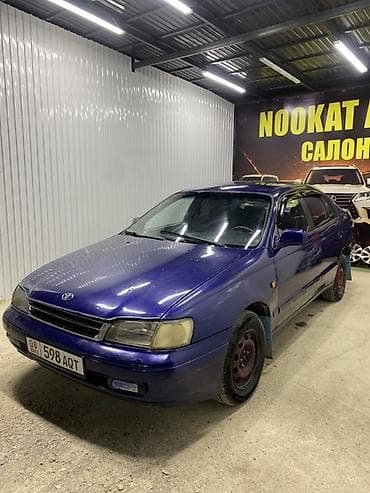 Транспорт: Toyota Carina E: 1992 г., 2 л, Механика, Бензин, Седан — 1