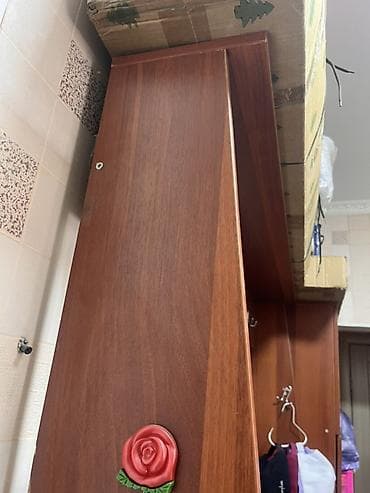 Үй жана бакча: Кире бериш үчүн гарнитур, Колдонулган, Шкаф, ДСП, Өзү алып кетүү, түсү - Күрөң — 7