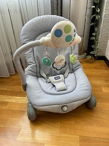 chicco echo: Детский шезлонг Chicco с вибрацией и игрушкой Продается детский — 1