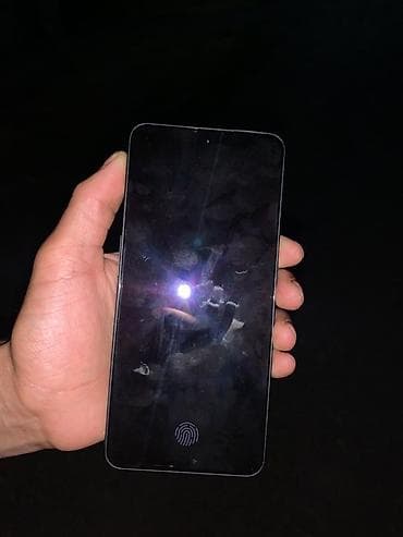 Техника и электроника: OnePlus Ace 2V, Б/у, 256 ГБ, цвет - Черный, 2 SIM — 4