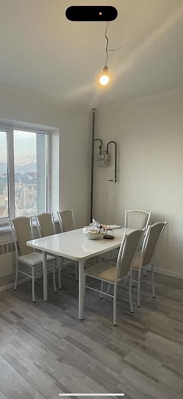 Кухонный стол и стул, Б/у, Самовывоз, цвет - Бежевый at lalafo.kg Кухонный стол и стул, Б/у, Самовывоз, цвет - Бежевый