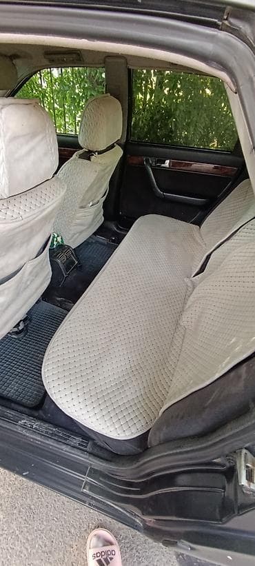 x 5: Audi 100: 1994 г., Автомат, Седан — 3