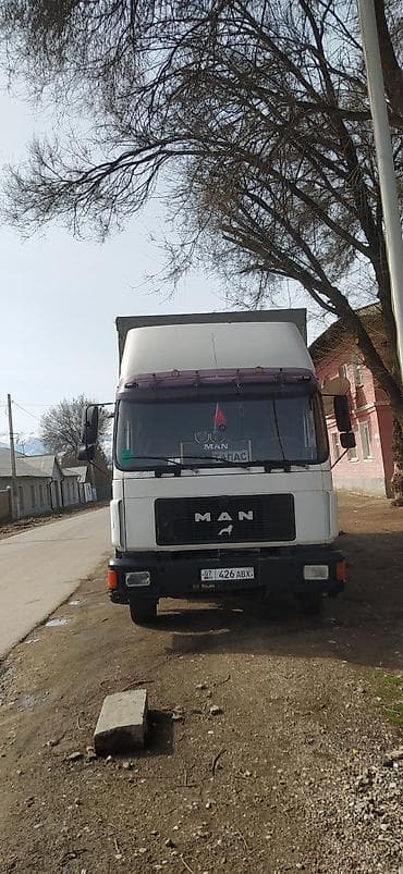 Продажа авто: MAN 12.232, колеса 19.5. Кузов 8 м, открывающийся борт. 8 ступка + — 2