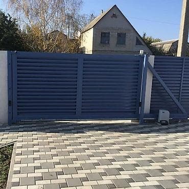 откатные ворота механизм: Откатные ворота-жалюзи из металла - Конструкция: секции из — 3