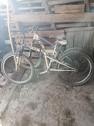 велосипеды подростковый: Два горных велосипеда для взрослых (примерно 26") — комплект для — 2