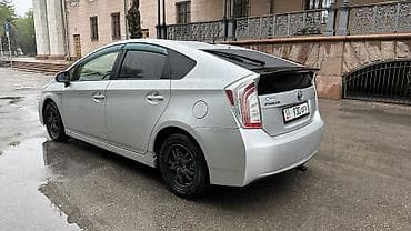ио пинин: Toyota Prius: 2012 г., 1.8 л, Автомат, Гибрид, Лифтбек — 7
