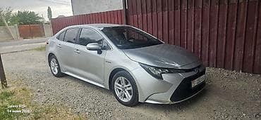 corolla 2016: Toyota Corolla: 2019 г., 1.8 л, Автомат, Гибрид, Седан — 4