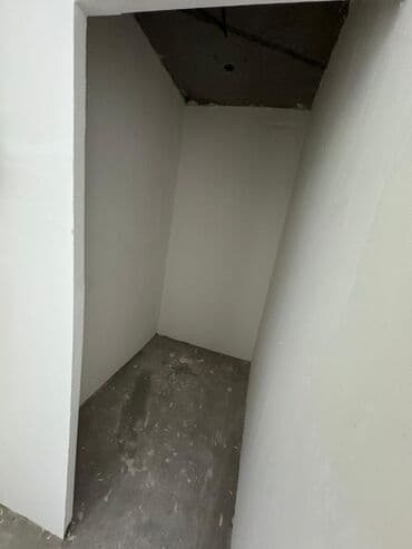 1 комнатная квартира жибек жолу: 1 бөлмө, 53 м², Элитка, 3 кабат, ПСО (өзү оңдоп түзөтүп бүтүү үчүн) — 9