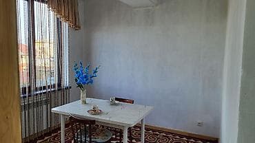 1: 1 комната, С мебелью частично — 8