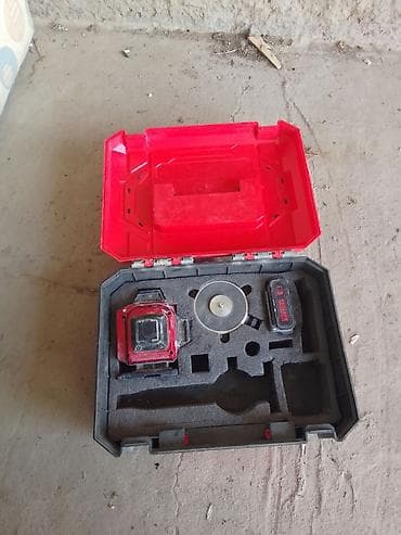 Лазерный уровень DECO Power Tools в кейсе Комплект: - Лазерный