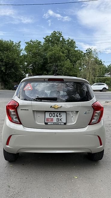 2017: Chevrolet Spark: 2017 г., 1 л, Вариатор, Бензин, Хэтчбэк — 4
