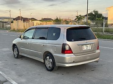 camry 75: Honda Odyssey: 2001 г., 2.3 л, Автомат, Газ, Минивэн — 3