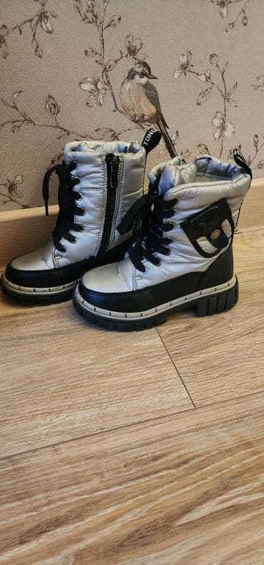 детская обувь сноубутсы: Детские зимние ботинки б/у в хорошем состоянии. размер 29. - Цвет — 1