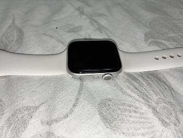 mi fit: Apple Watch Series 6, 44 мм - Корпус: алюминий (серебристый), задняя — 4