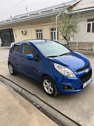 bmw e740: Chevrolet Spark: 2012 г., 1 л, Автомат, Бензин, Хэтчбэк — 3