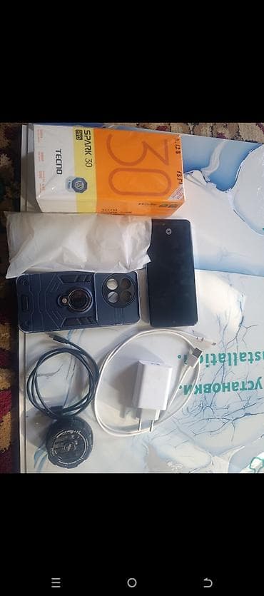 купить бу ноутбук apple: Tecno Spark 30 Pro, Б/у, 128 ГБ, цвет - Серебристый, 2 SIM — 4