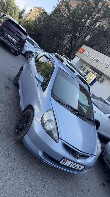 хонда фит вампер: Honda Fit: 2001 г., 1.3 л, Автомат, Бензин, Хэтчбэк — 1