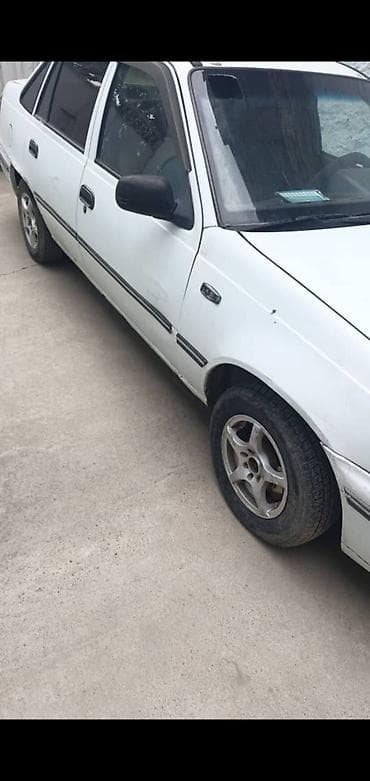 Продажа авто: Daewoo Nexia: 1996 г., 1.5 л, Механика, Бензин, Седан — 2