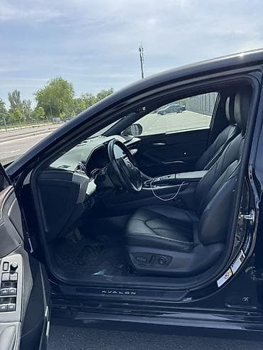 Продажа авто: Toyota Avalon: 2019 г., 2.5 л, Вариатор, Гибрид, Седан — 8