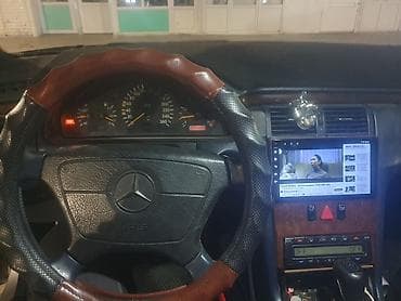 e34 540: Mercedes-Benz E-Class: 1996 г., 3.2 л, Автомат, Бензин, Седан — 4