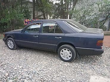 продажа мотоциклов бишкек: Mercedes-Benz C-Class: 1989 г., 2.5 л, Автомат, Бензин, Седан — 5