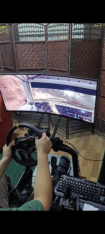 ps5 с играми: Симрейсинг-комплект MOZA r5 кокпит + рулевая база + 2- руля + педали + — 4