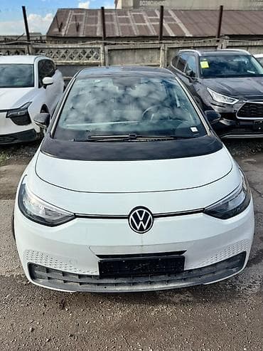 колф 3: Volkswagen ID.3: 2025 г., Автомат, Электромобиль, Хэтчбэк — 1