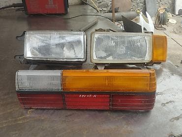 Унаа: Оң поворотник Audi — 3