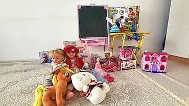 детский көйнөк: Все игрушки на фото+еще одна сумка игрушек, целые, хорошие, некоторые — 2
