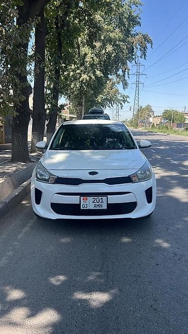 Унаа сатуу: Kia Rio: 2017 г., 1.6 л, Автомат, Бензин, Седан — 1