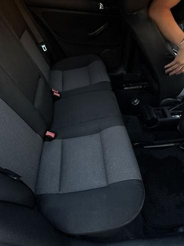 Продажа авто: Volkswagen Golf: 2002 г., 1.6 л, Автомат, Бензин, Хэтчбэк — 10