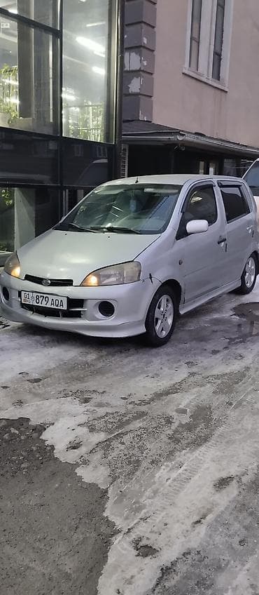 nisan cefiro: Daihatsu YRV: 2002 г., Ручные, Хэтчбэк — 5