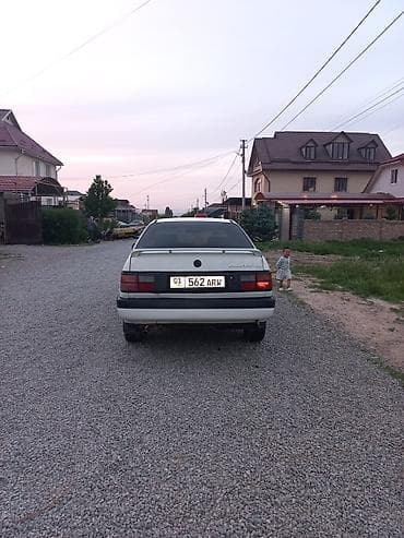 запчасти на фольсваген: Volkswagen Passat: 1992 г., 2 л, Механика, Бензин, Седан — 1