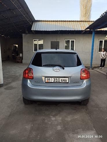 магнитолы для авто: Toyota Auris: 2009 г., 1.6 л, Робот, Бензин, Хэтчбэк — 2