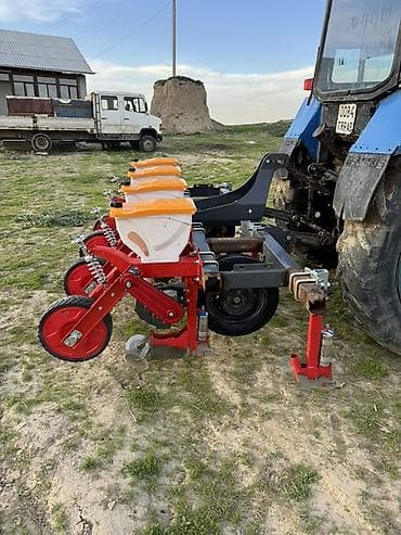 мини техника: Пневматическая четырехрядная сеялка точного высева - Тип — 9