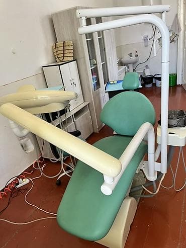 Медицинская мебель: Стоматологическая установка Комплектация и особенности: - — 3