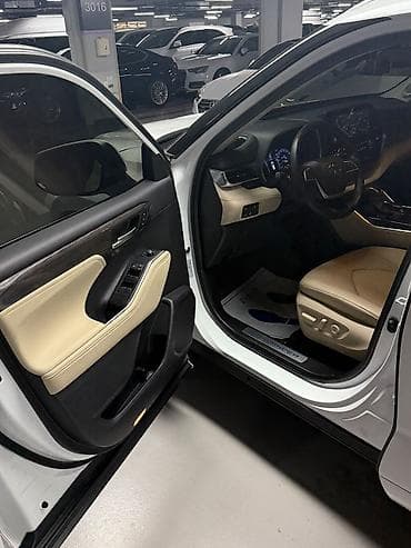 rav4: Toyota RAV4: 2023 г. — 8