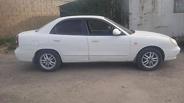 daewoo racer: Daewoo Nubira: 2000 г., 1.5 л, Механика, Бензин, Седан — 4