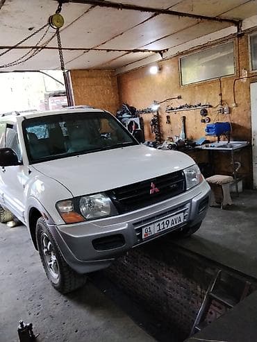 Mitsubishi Montero: 2001 г., 3.5 л, Автомат, Бензин, Внедорожник — 6
