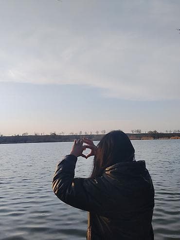 тонкий пуховик женский: Срочно жумуш издейм уборка техничка — 3