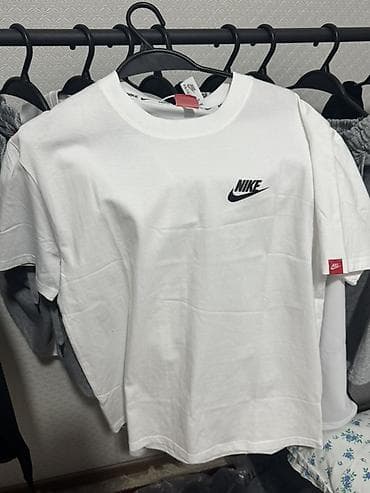 Футболки: Мужская футболка, XL, L, Nike, Новый, цвет - Черный, Платная доставка, Самовывоз — 1