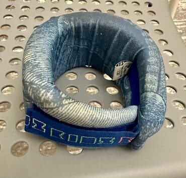 купить ортопедический наколенник: Бандаж шейный от 1-4 лет Medi Германия при кривошее — 1