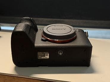 sony a7s3: Новый каропки доки Полнокадровая беззеркальная камера Sony α7 IV — 3