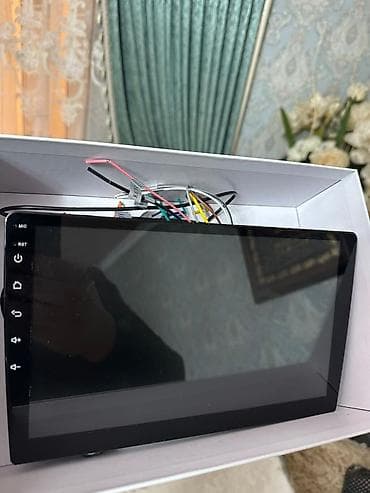 Б/у, 2-DIN, 9 ", Android Auto
